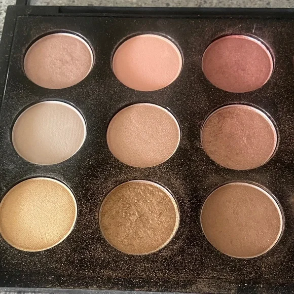 MAC Cosmetics Warm Neutrals Eyeshadow Palette - Picture 3 of 4